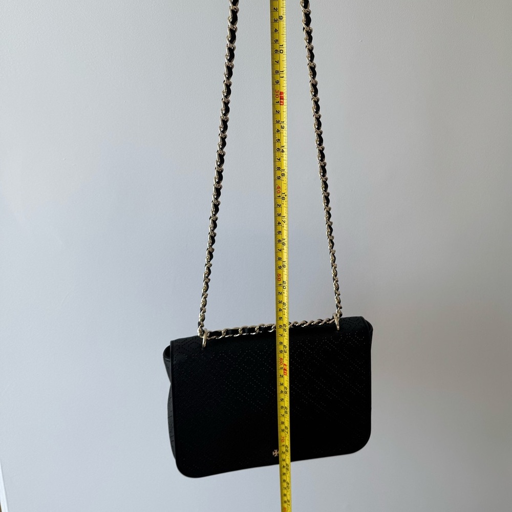 Tory Burch Black Crossbody Bag with Gold Chain - Picture 5 of 6